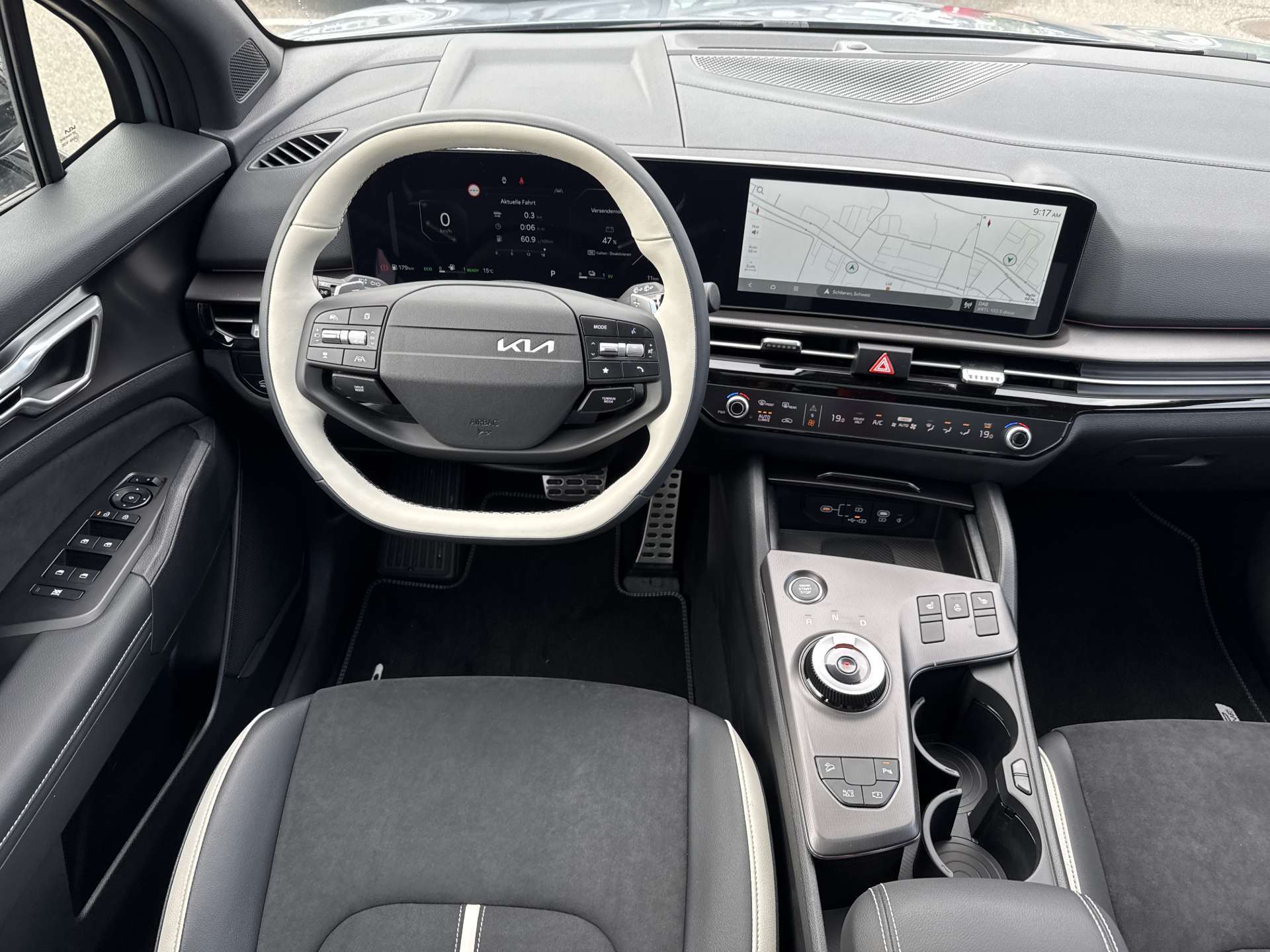 KIA Sportage 1.6T-GDi HEV GT-Line 239PS 4x4 Automat NEUES MODELL-showroom-element-3