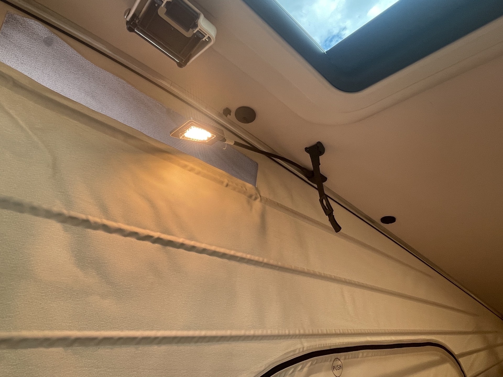 MERCEDES-BENZ Marco Polo 250 d 4Matic 7G-Tronic-image-37
