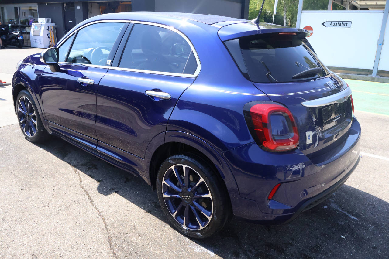 FIAT 500X 1.5 Hybrid Dolcevita Yacht Club Capri-image-5