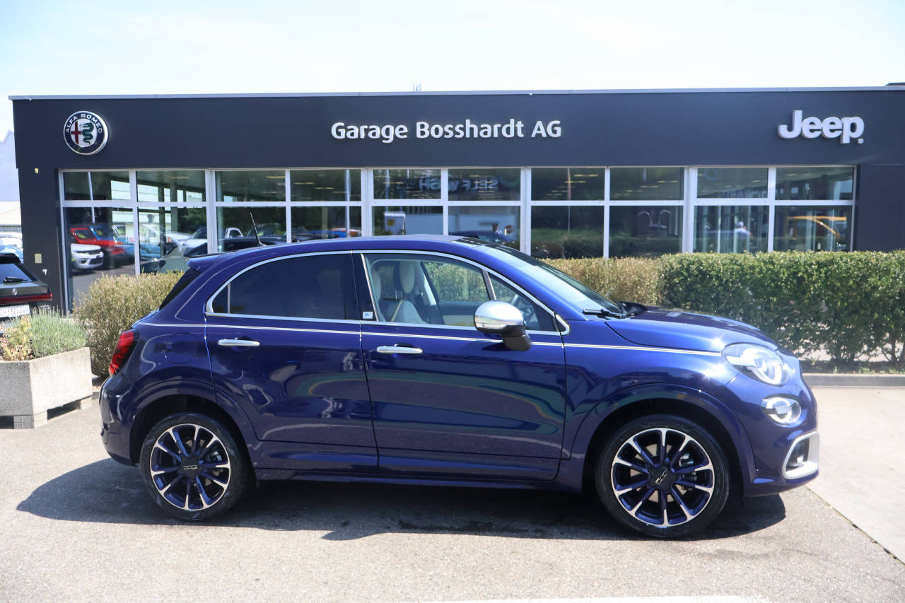 FIAT 500X 1.5 Hybrid Dolcevita Yacht Club Capri
