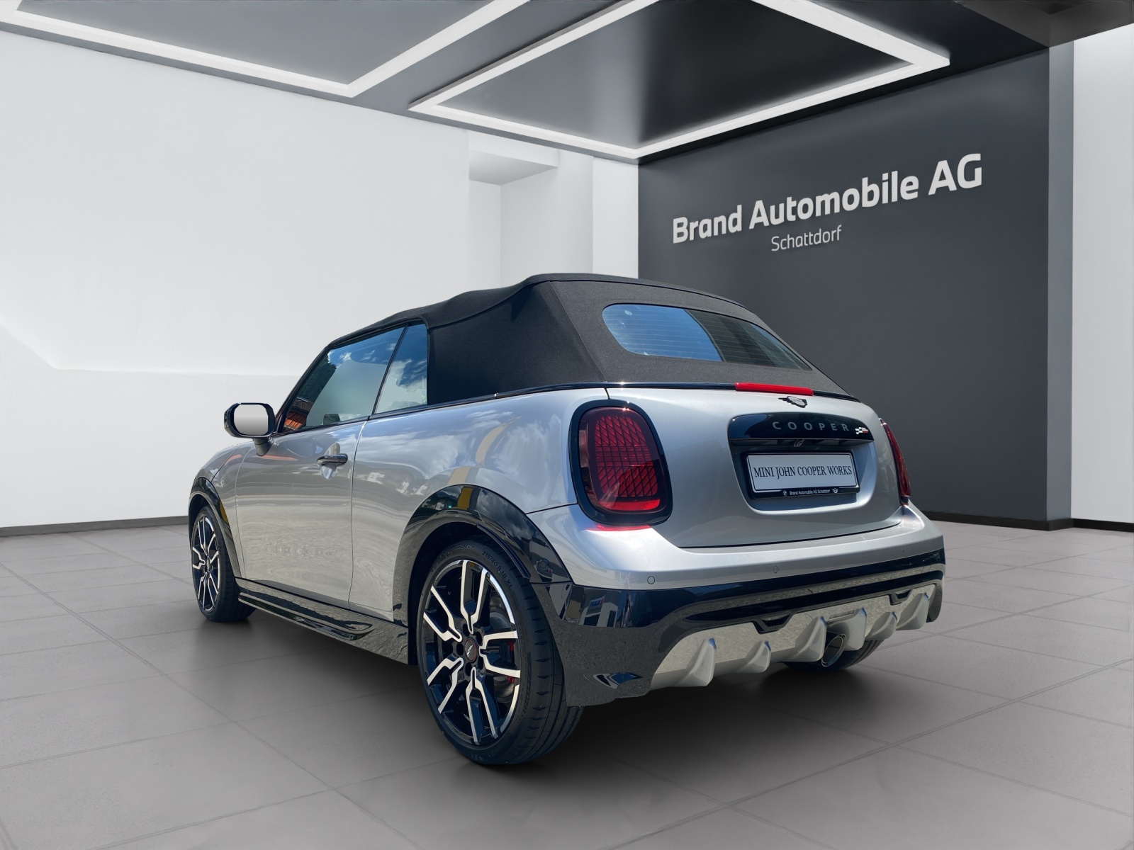 MINI Cabrio F67 2.0i John Cooper Works-showroom-element-2
