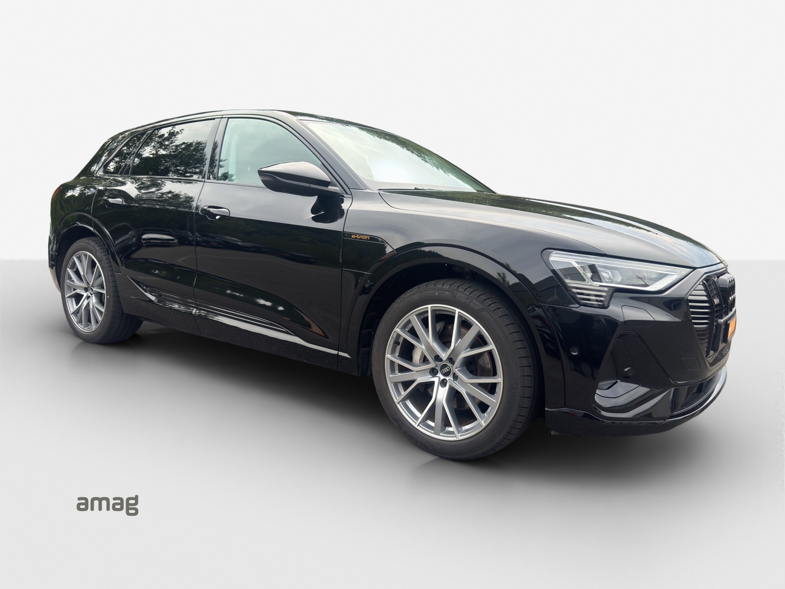 AUDI e-tron 50 S Line Attraction quattro-image-5
