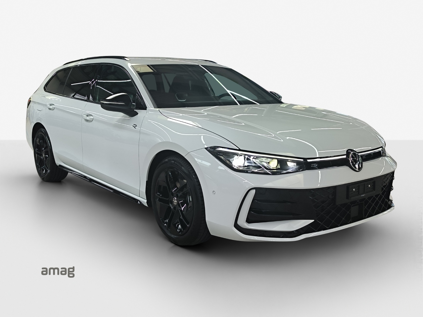 VW Passat Variant 2.0 TDI evo R-Line DSG-image-5