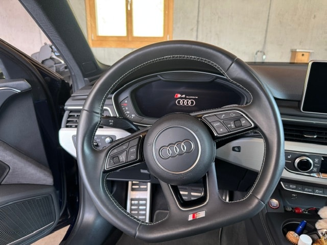 AUDI 3.0 V6 TFSI quattro S-Tronic-image-5