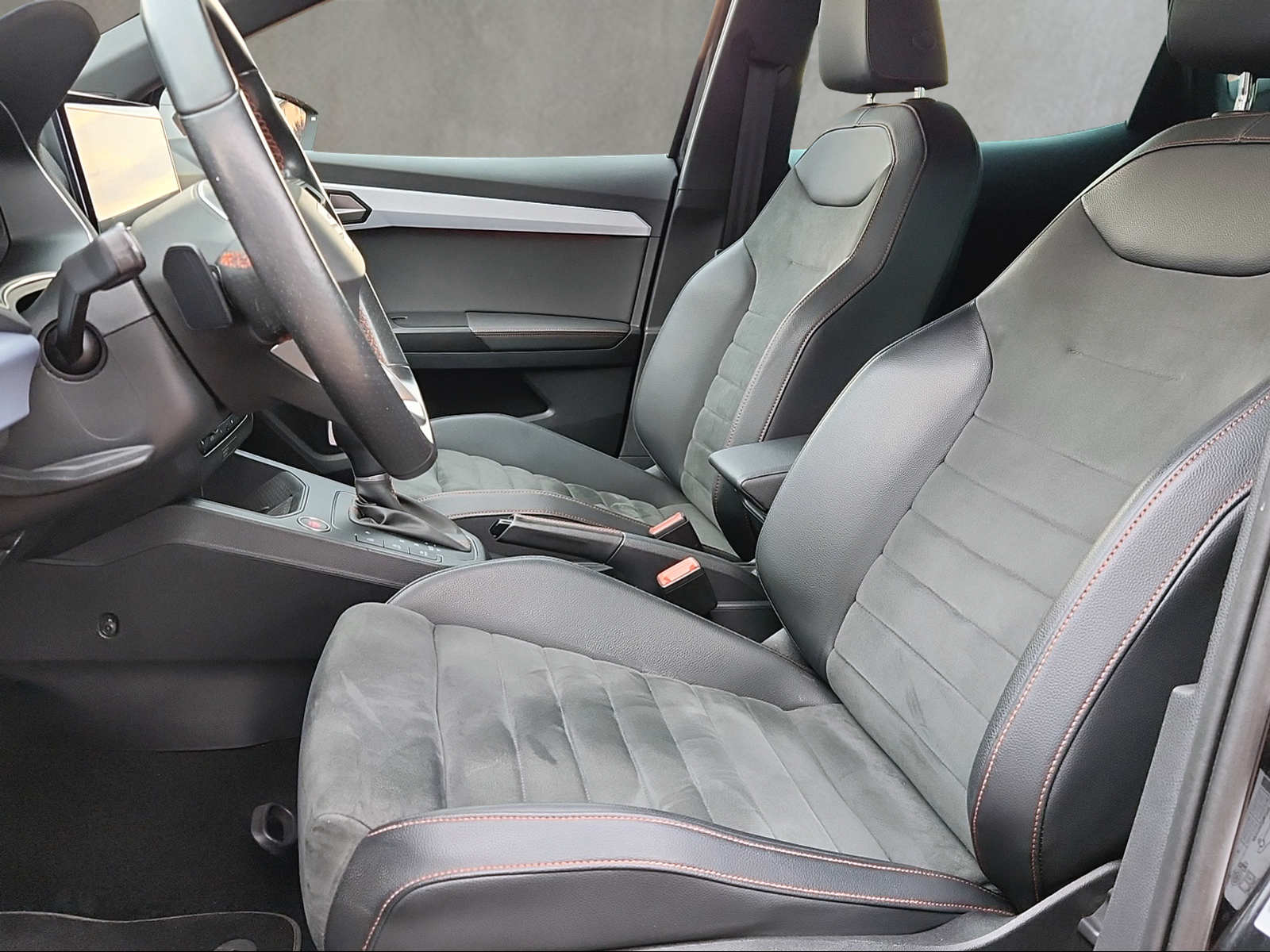 SEAT Ibiza 1.0 EcoTSI Hola FR DSG-image-8
