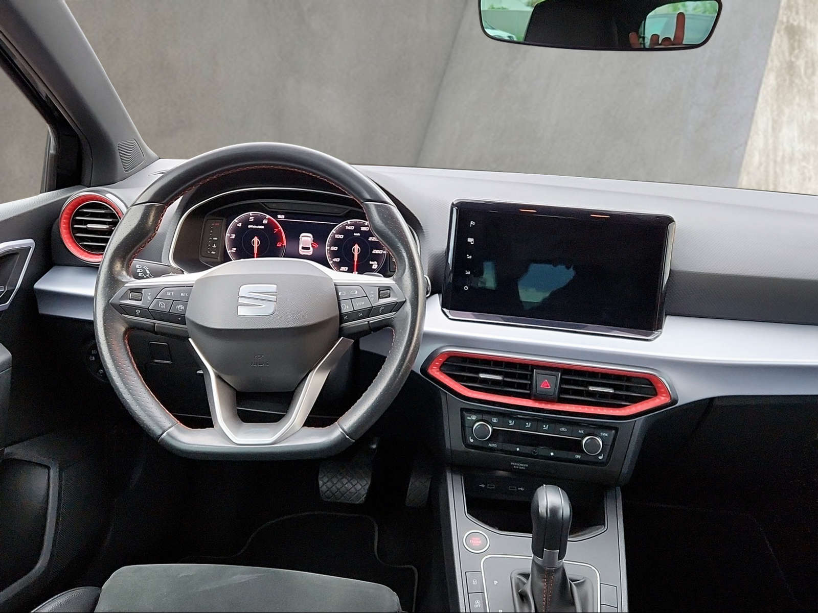 SEAT Ibiza 1.0 EcoTSI Hola FR DSG-image-10
