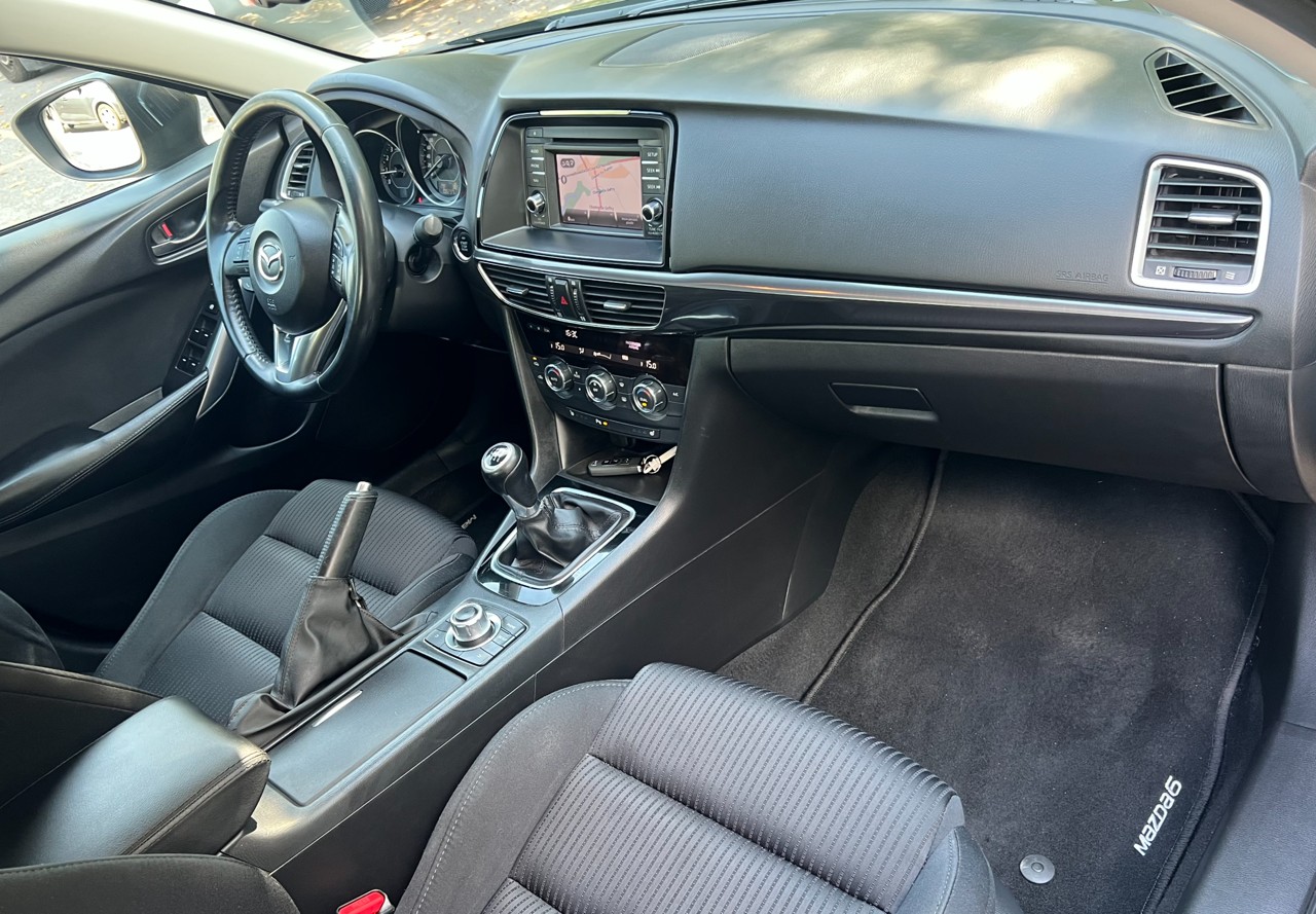 MAZDA 6 2.0 16V HP Revolution-image-7
