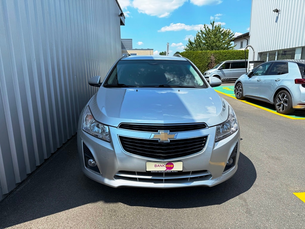CHEVROLET Cruze Station Wagon 2.0 VCDi LTZ Automatic-showroom-element-1