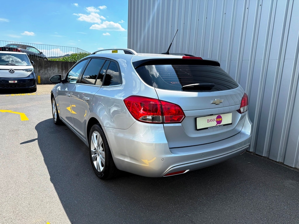 CHEVROLET Cruze Station Wagon 2.0 VCDi LTZ Automatic-showroom-element-3