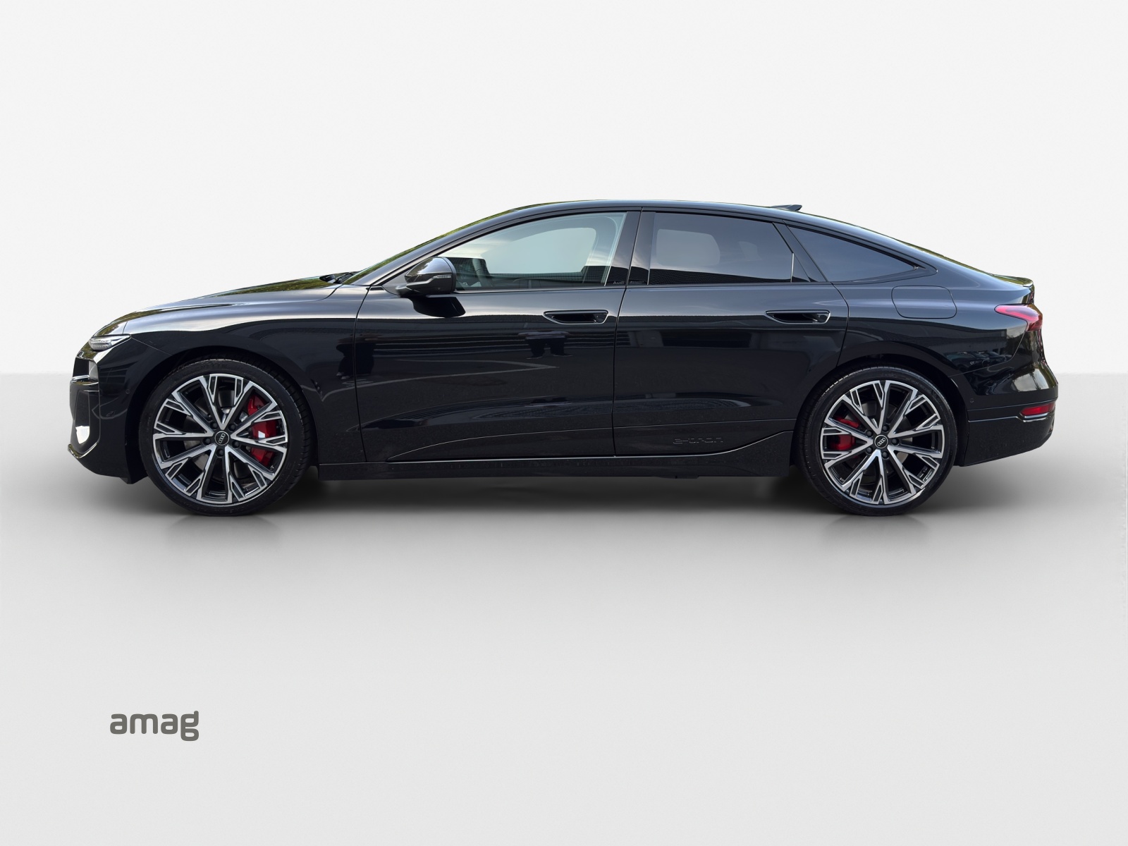 AUDI S6 Sportback e-tron quattro-showroom-element-1
