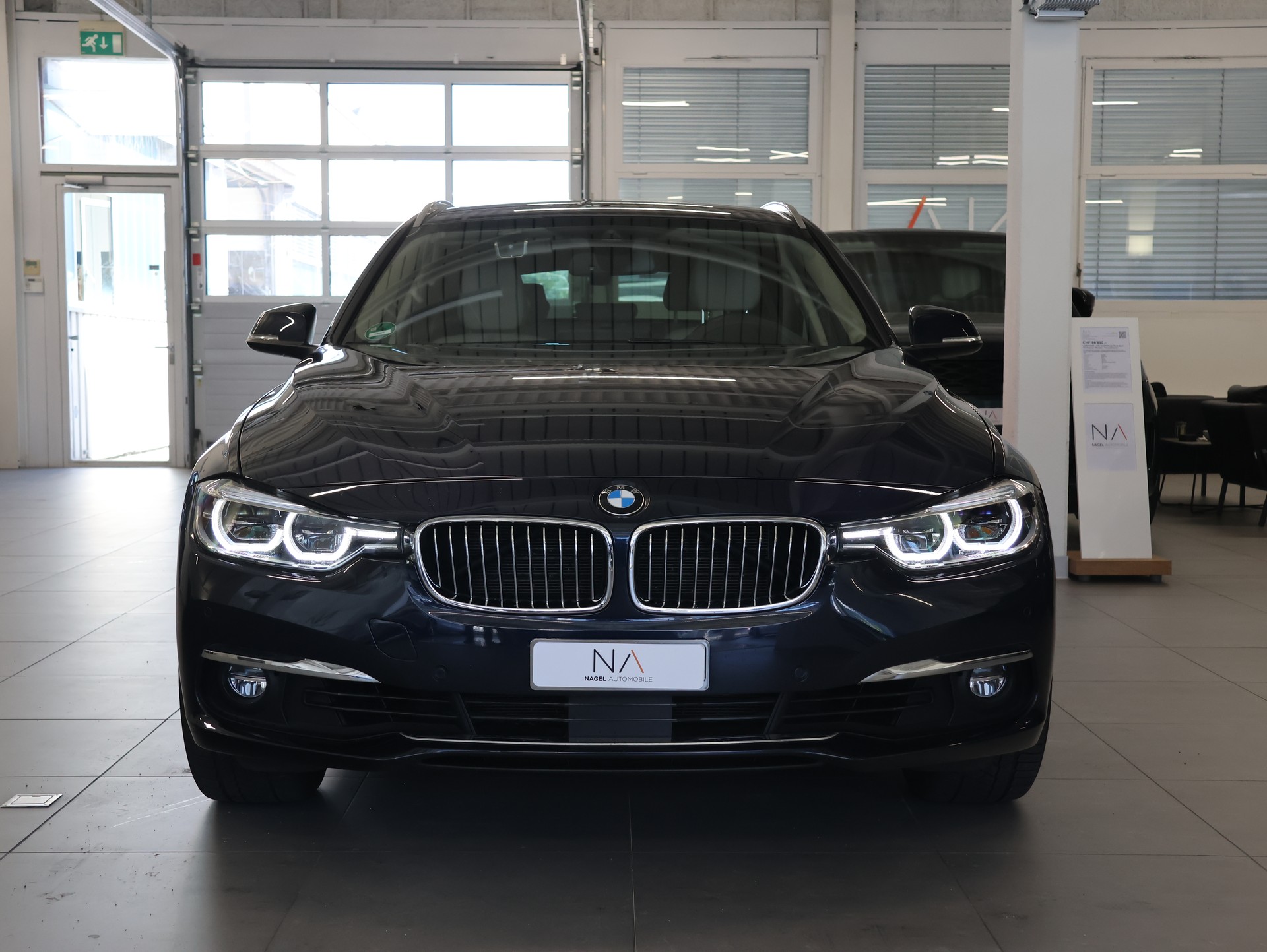 BMW 330i xDrive Touring *Rückfahrkamera* *Sitzheizung*-showroom-element-2