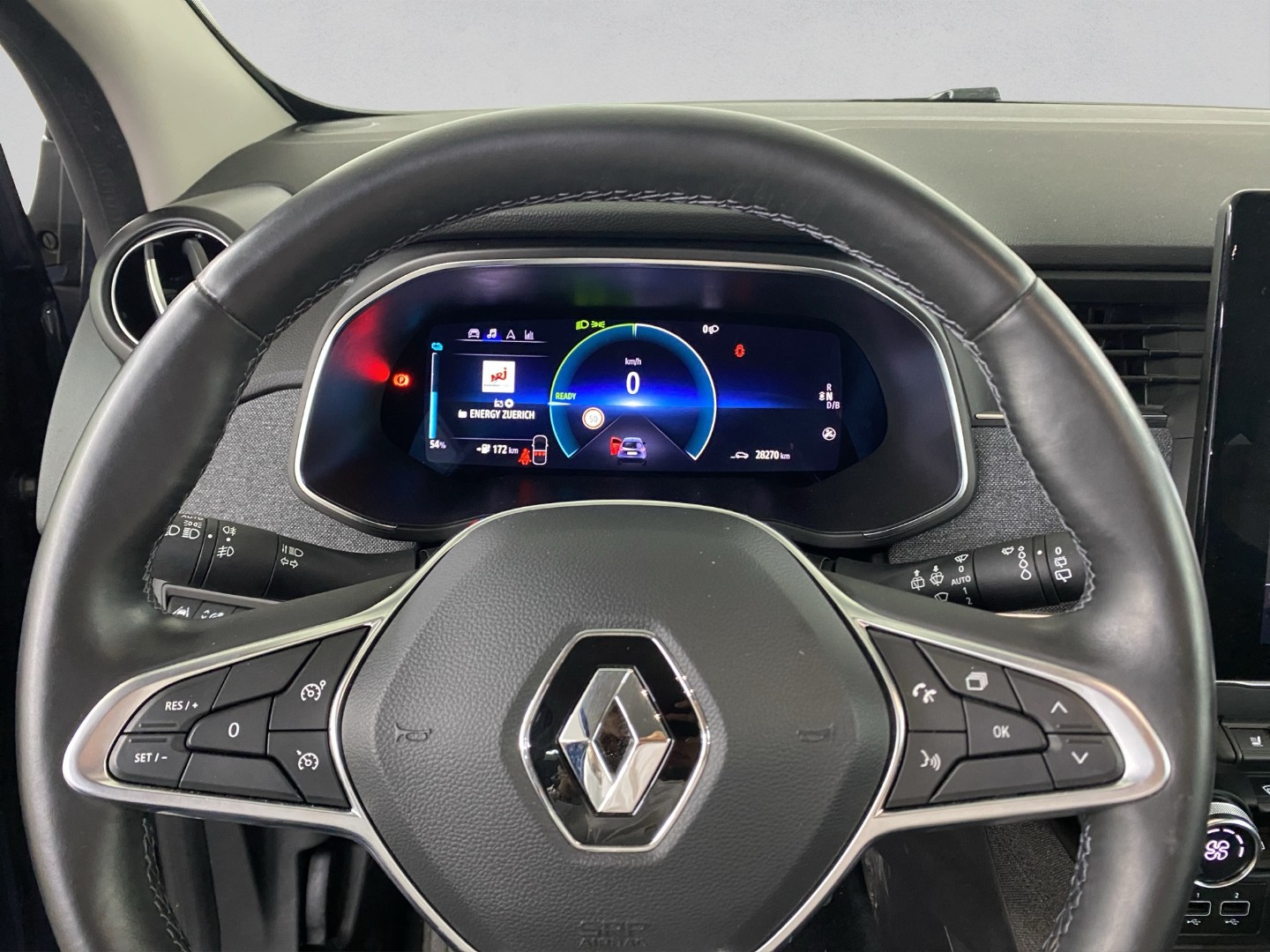 RENAULT Zoe Intens R135 (incl. Batterie)-image-11