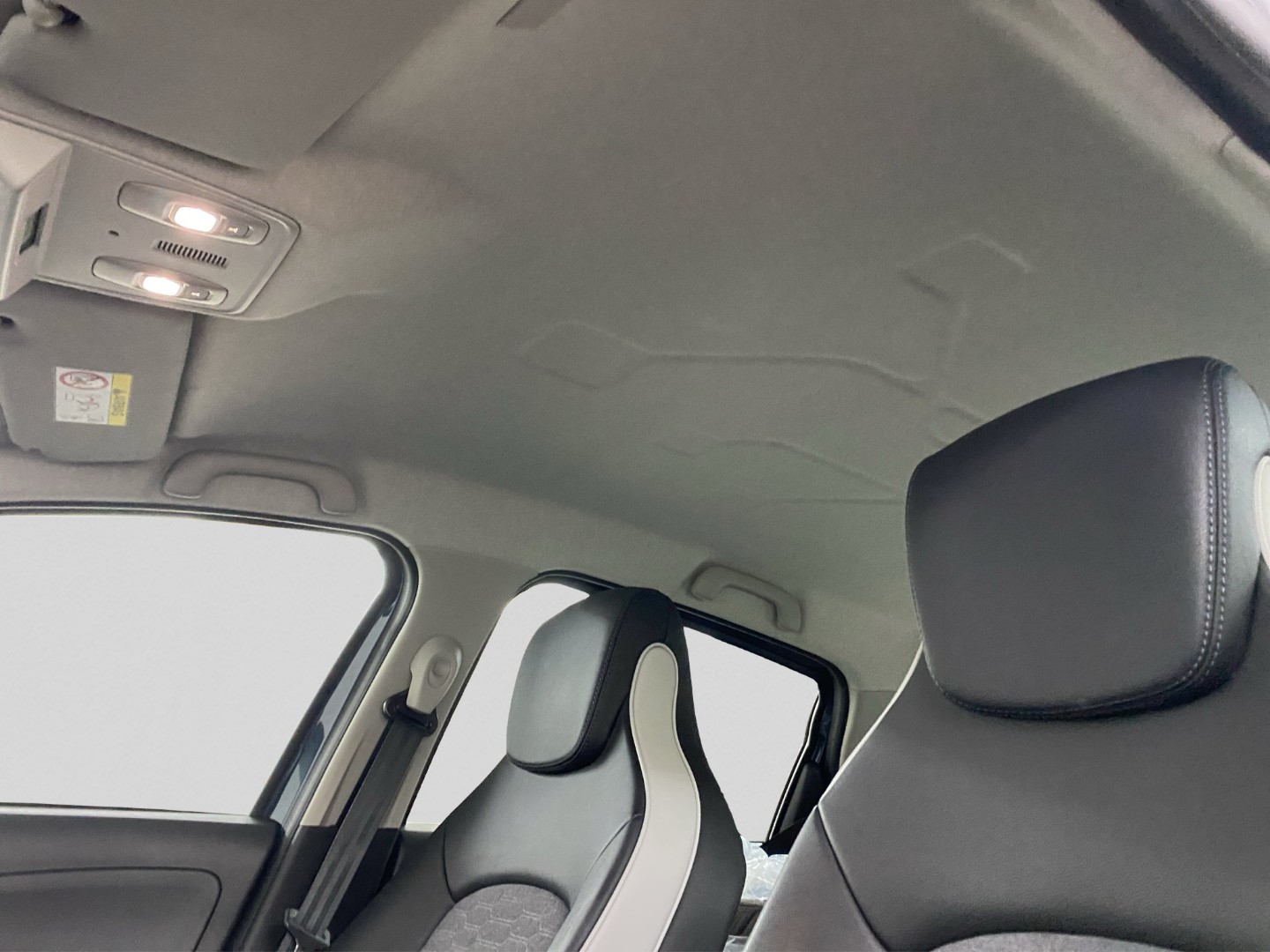 RENAULT Zoe Intens R135 (incl. Batterie)-image-19