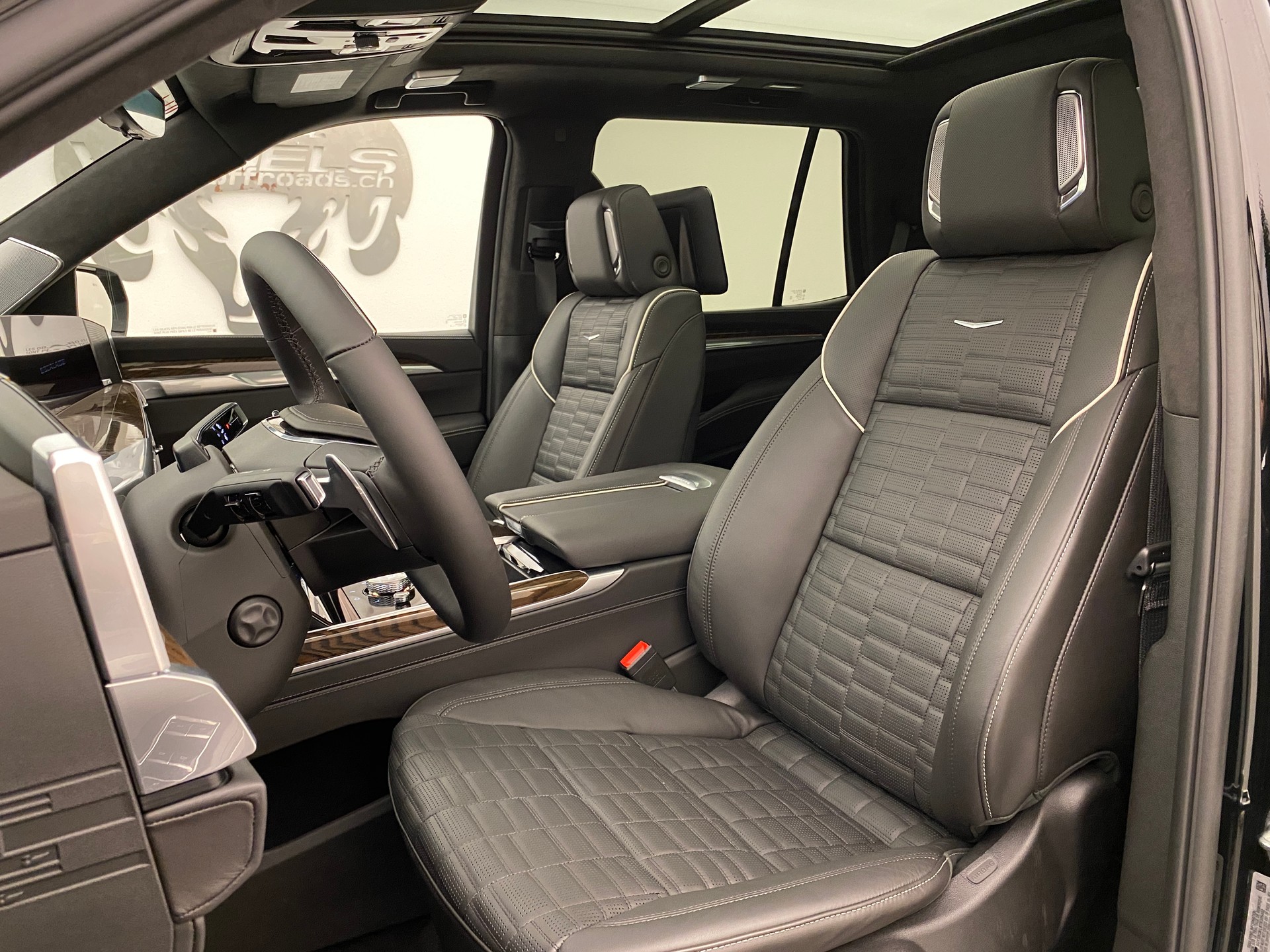 CADILLAC Escalade Platinum Sport-image-8