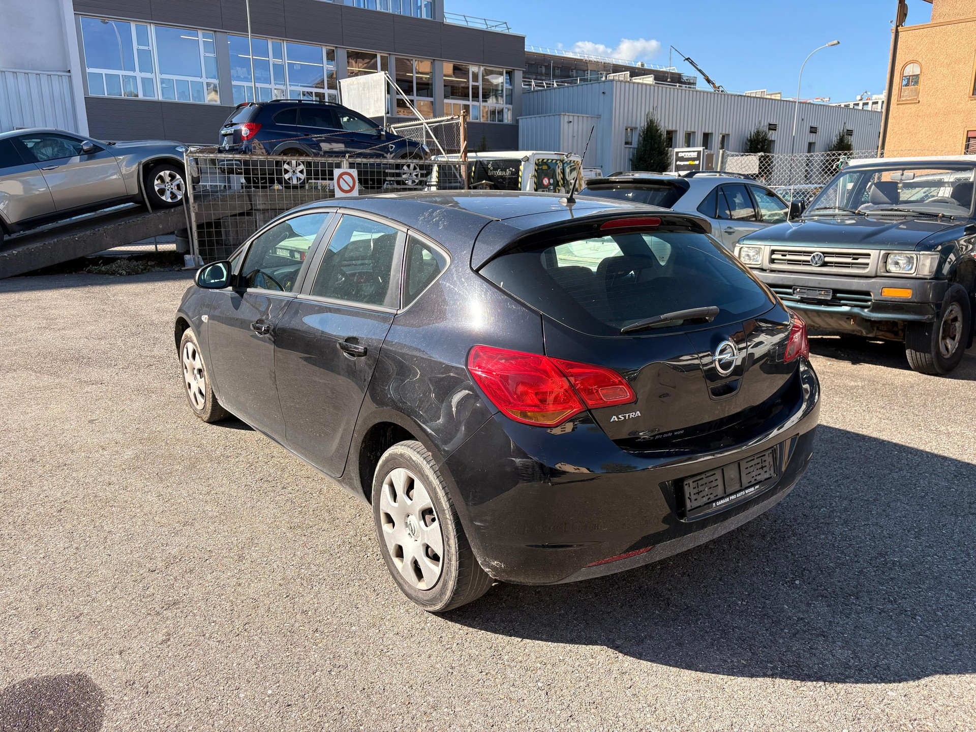 OPEL Astra 1.6i 16V Enjoy-image-2