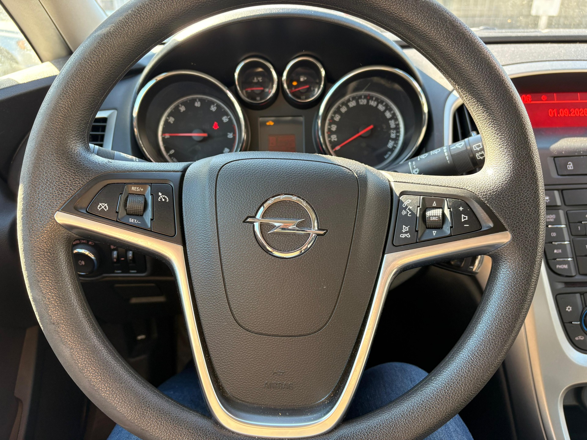 OPEL Astra 1.6i 16V Enjoy-image-6