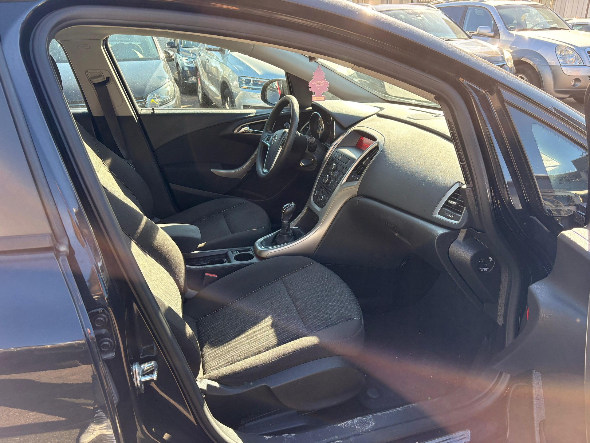 OPEL Astra 1.6i 16V Enjoy-image-4