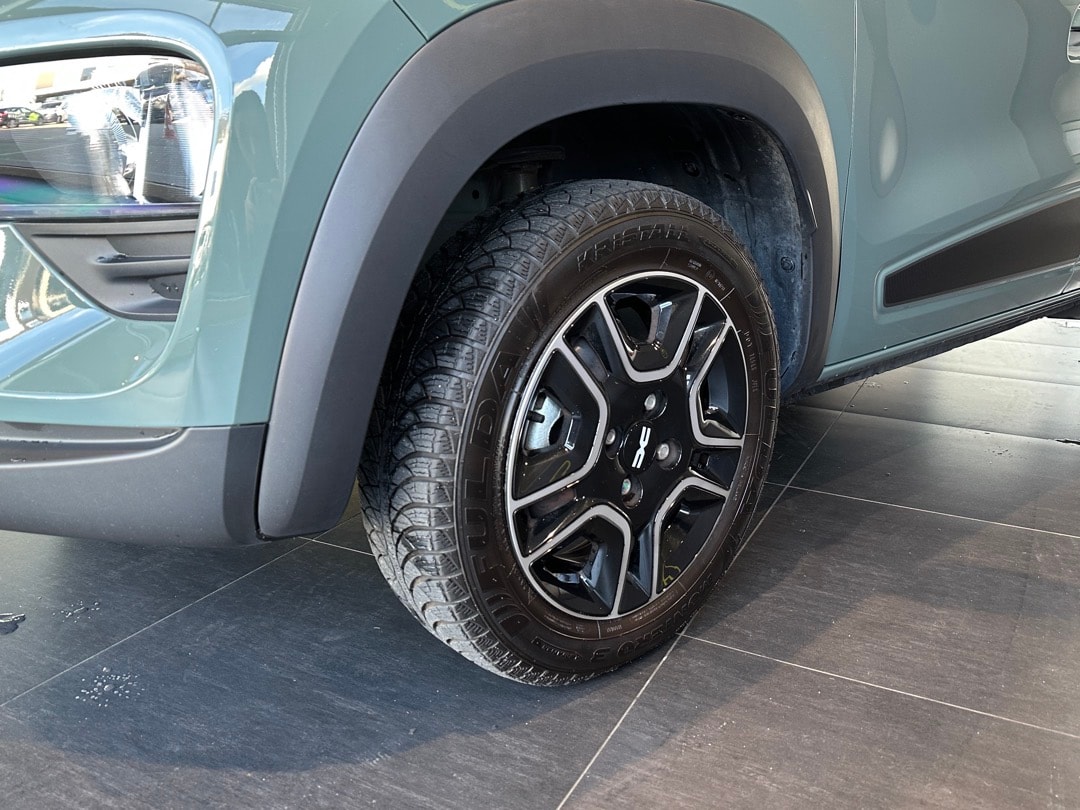 DACIA Spring 27 kWh Expression-showroom-element-2