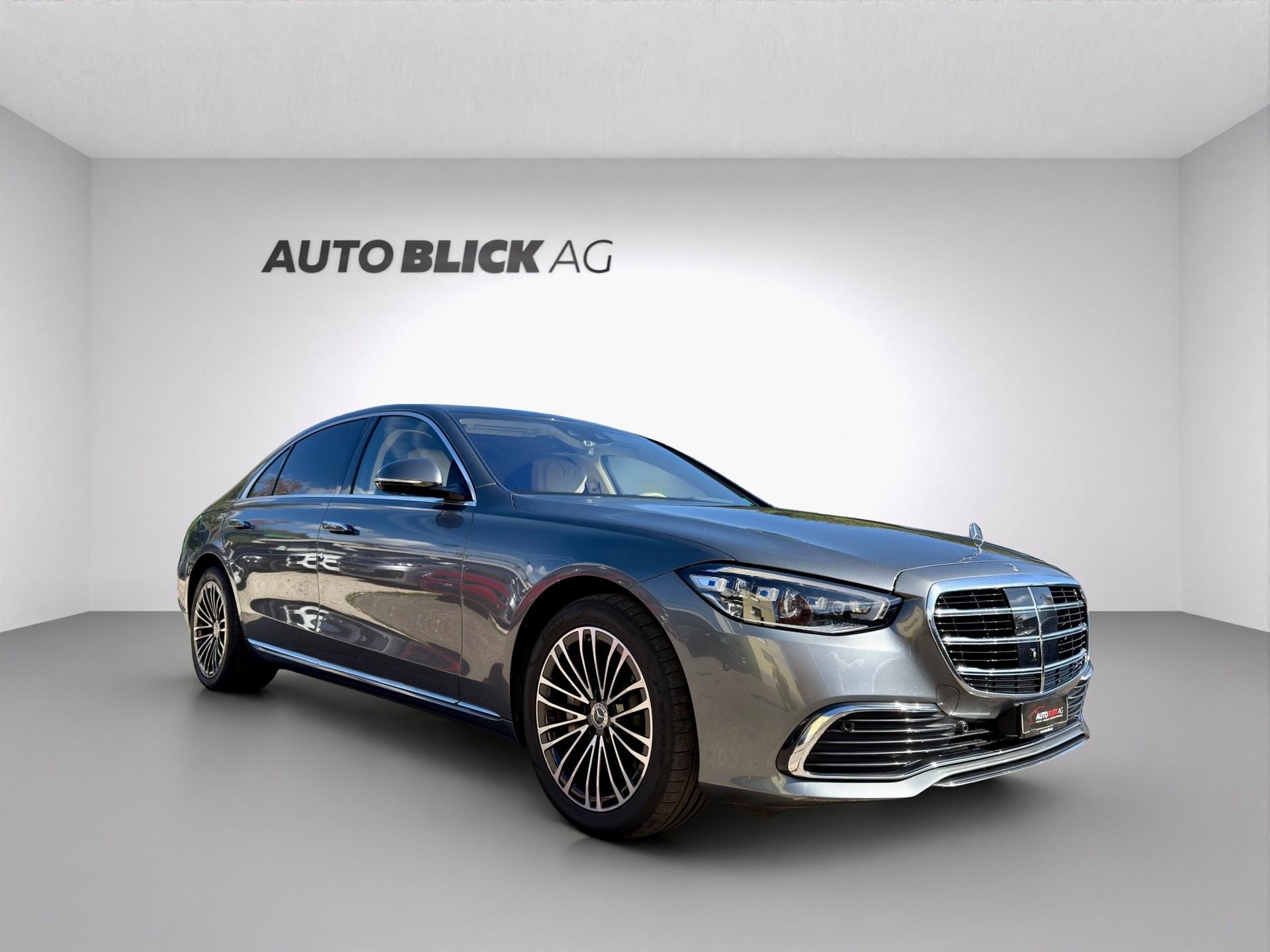 MERCEDES-BENZ S 500 L 4Matic Business Class 9G-Tronic-showroom-element-1
