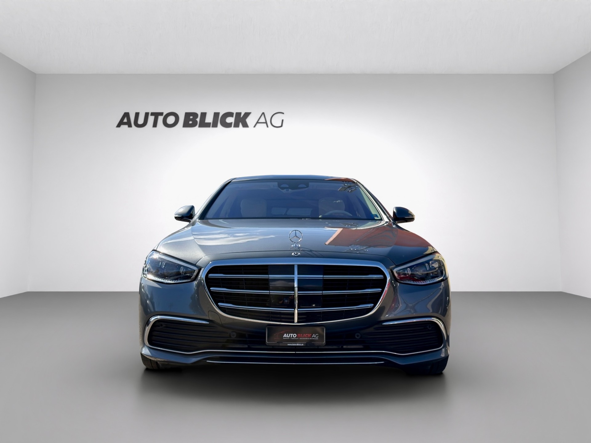 MERCEDES-BENZ S 500 L 4Matic Business Class 9G-Tronic-showroom-element-2