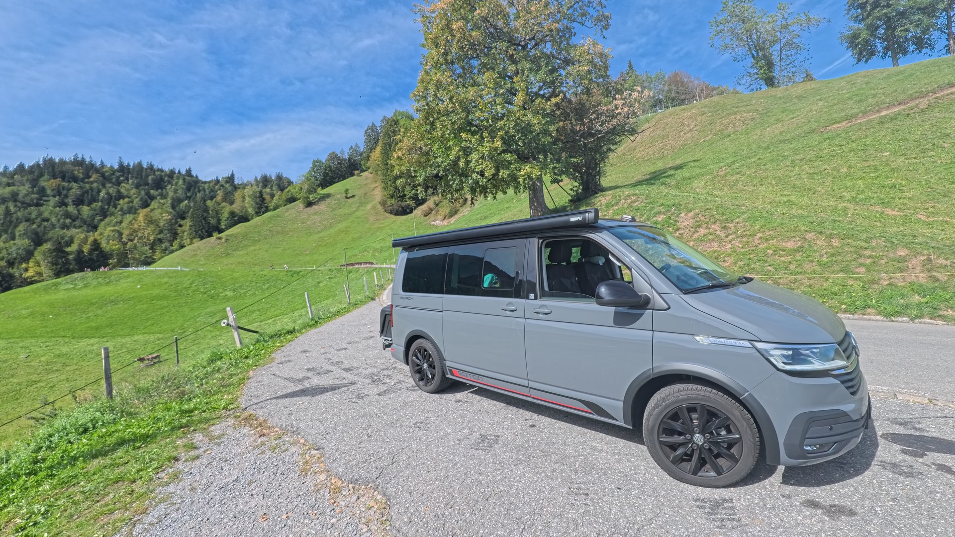 VW 2.0 TDI 150 Beach Edition Spirit DSG 4m-image-3