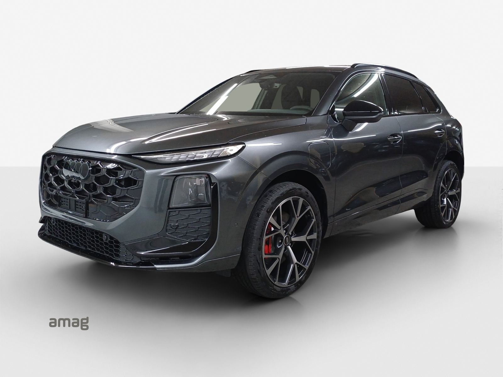 AUDI Q3 SUV e-hybrid 200 kW S tronig