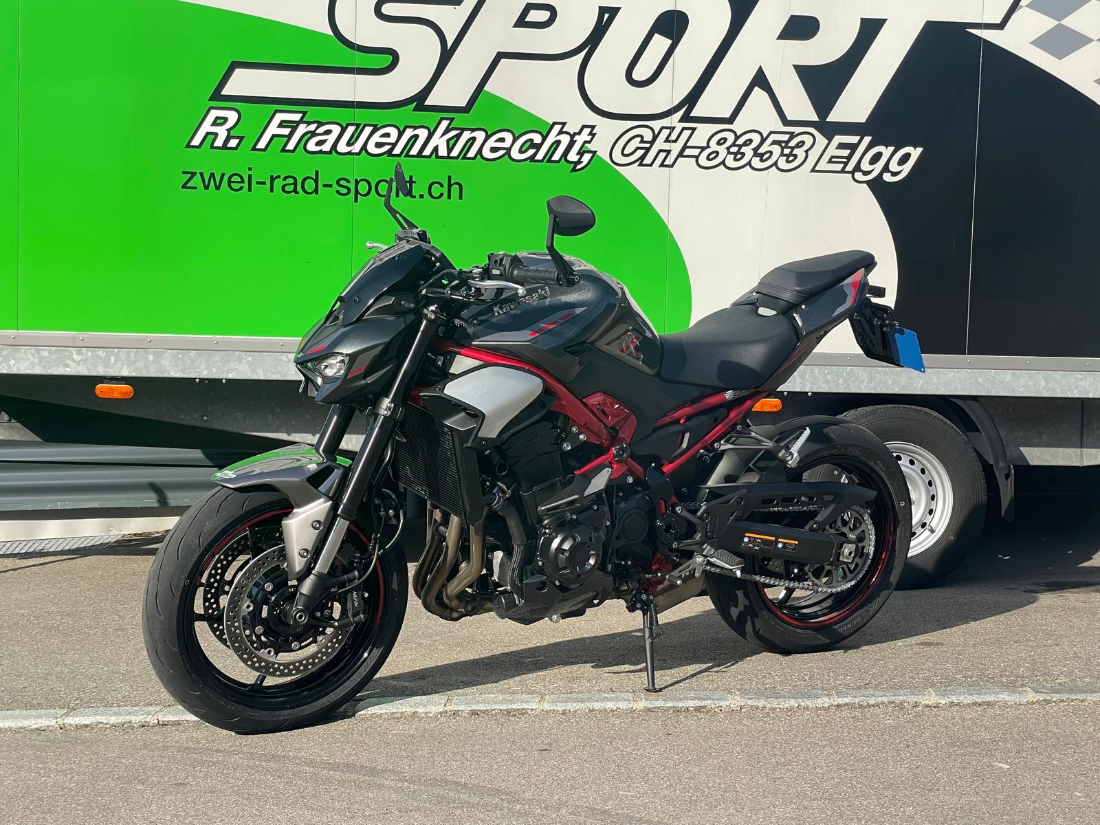 KAWASAKI Z 900 (35kW)-image-1