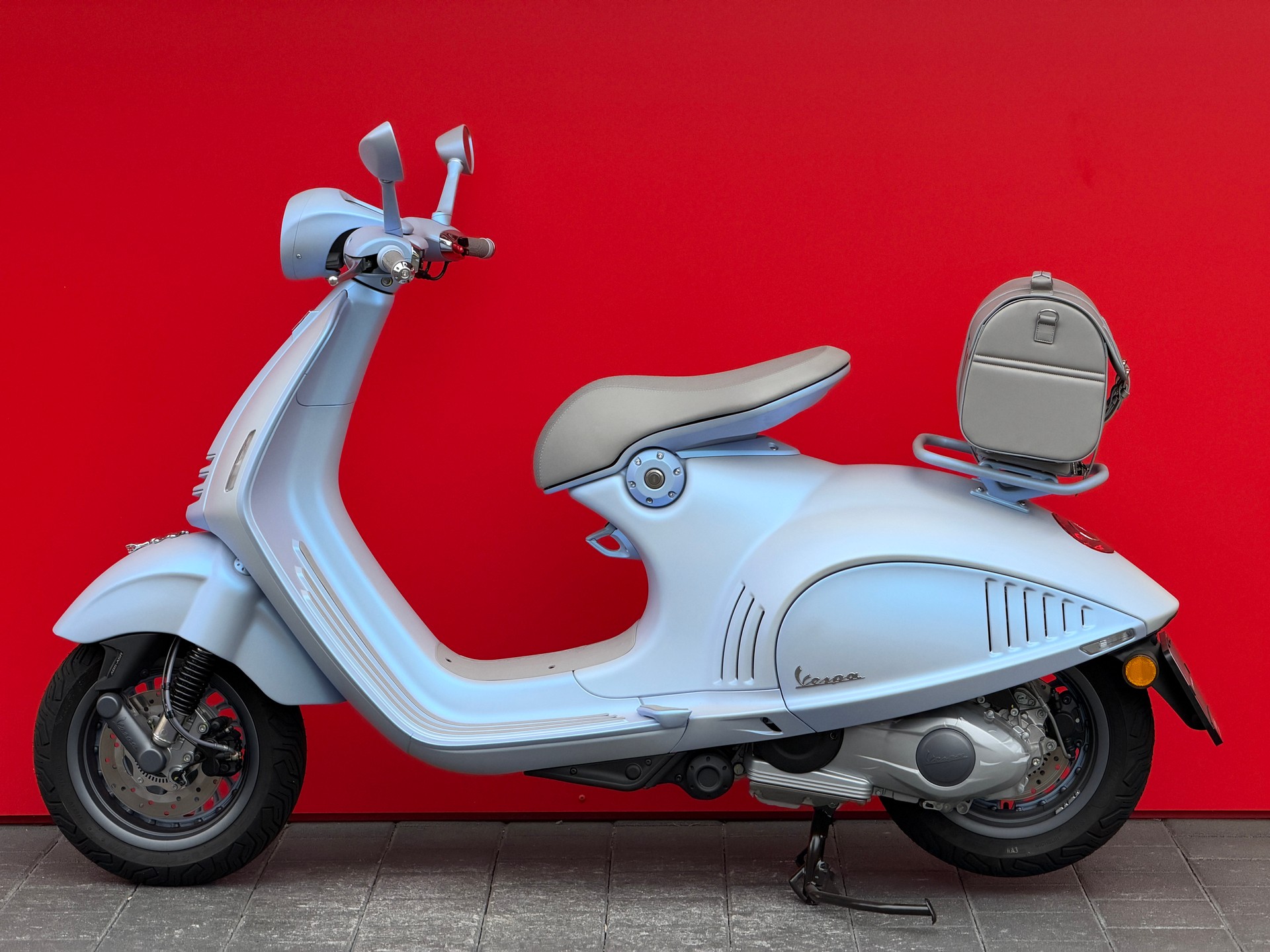 PIAGGIO Vespa 946 125 Snake-image-3