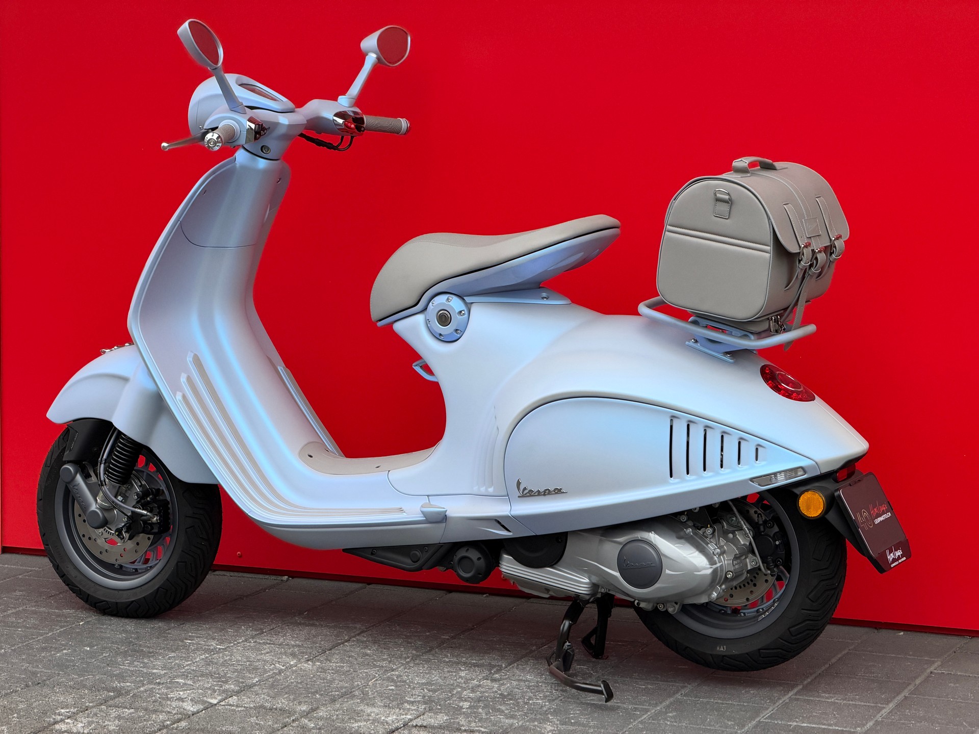 PIAGGIO Vespa 946 125 Snake-image-4