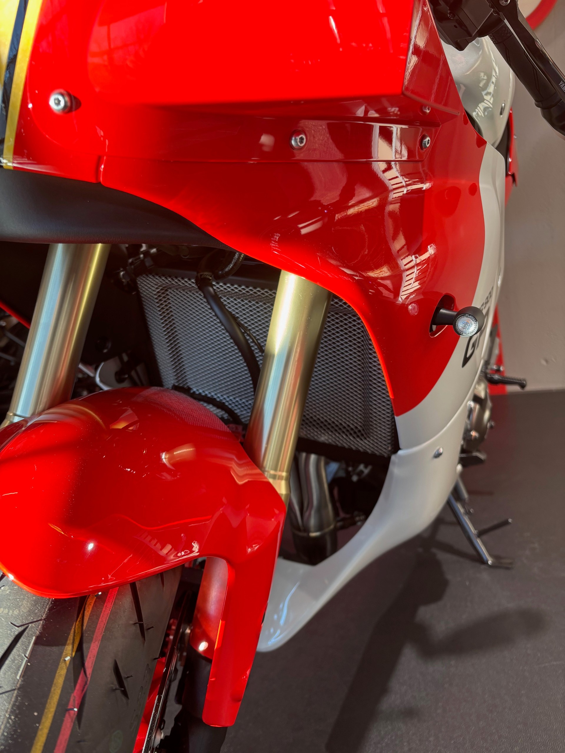 YAMAHA XSR 900 GP-image-10