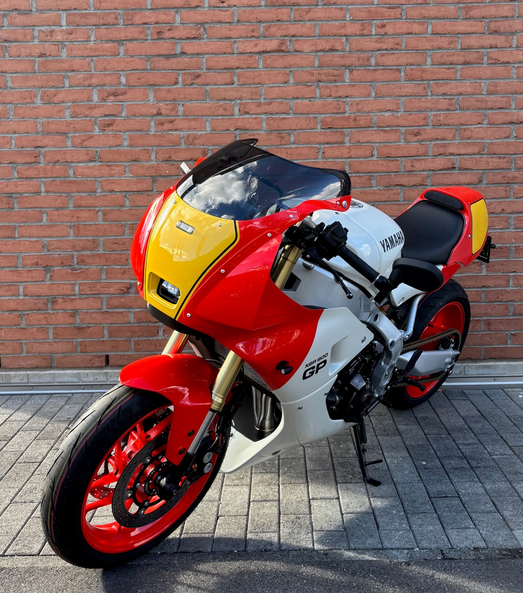 YAMAHA XSR 900 GP-image-3