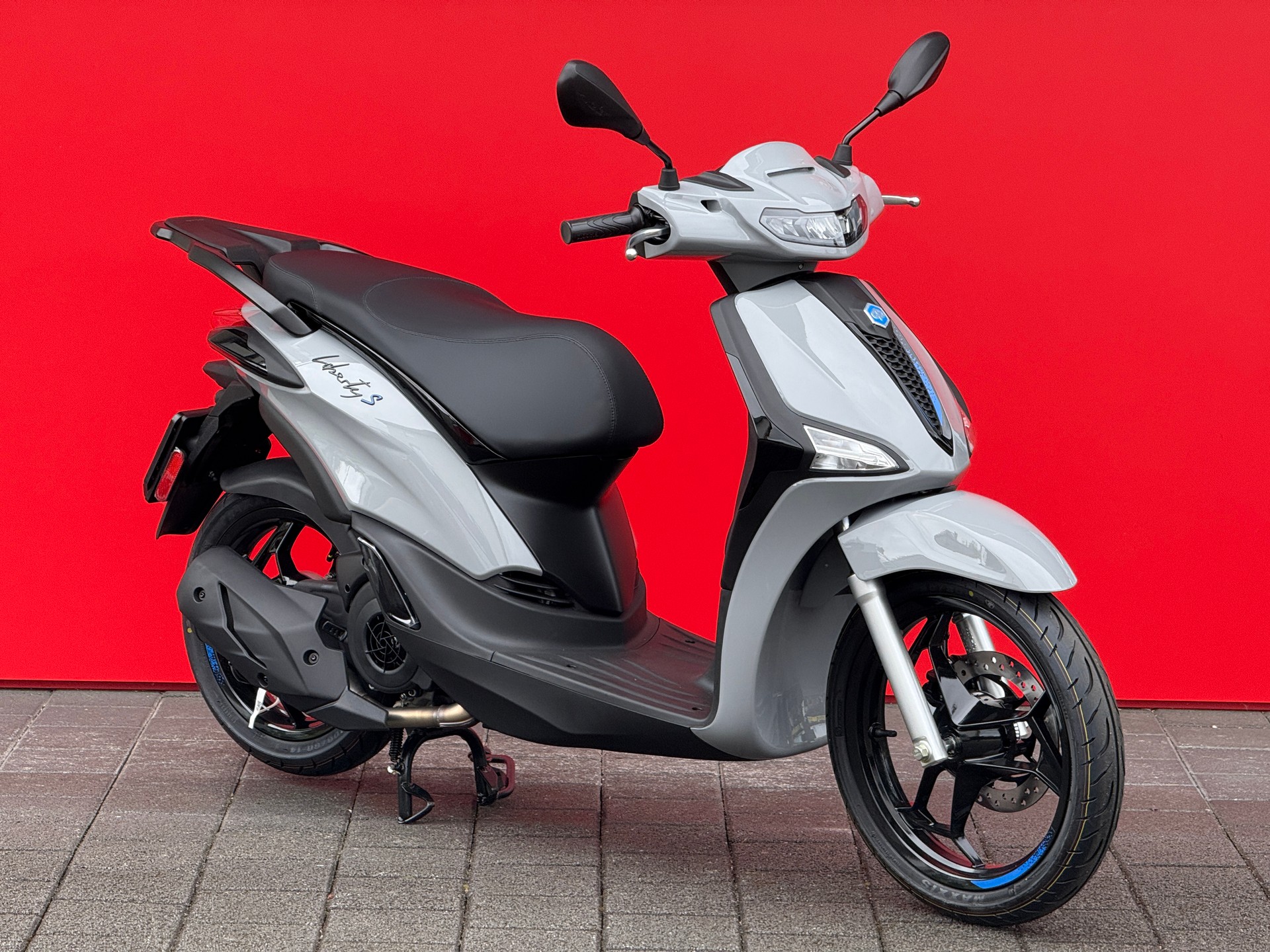 PIAGGIO Liberty 125 Sport E5+-image-1
