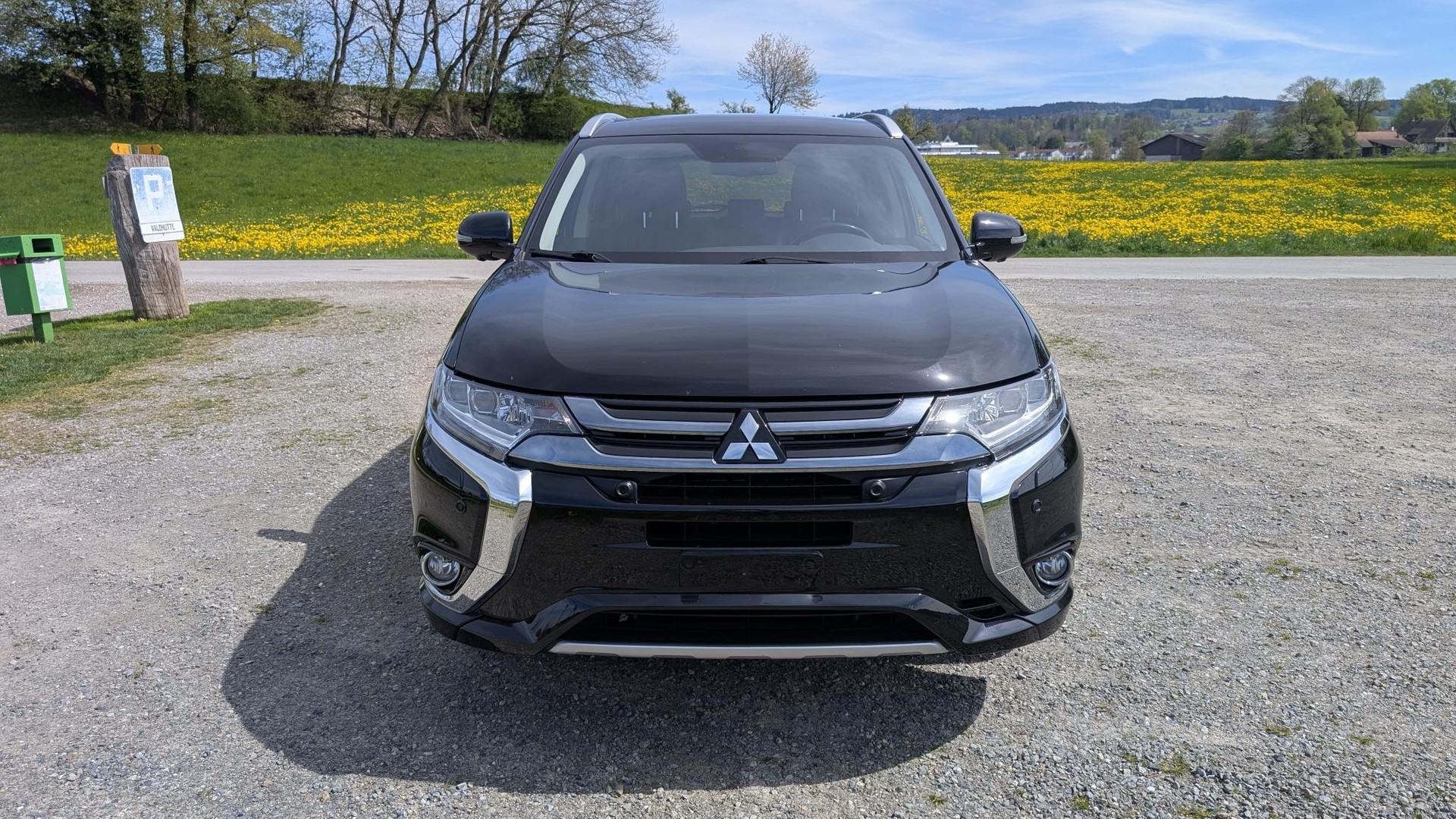MITSUBISHI Outlander 2.0 PHEV Diamond 4WD Automatic-image-1