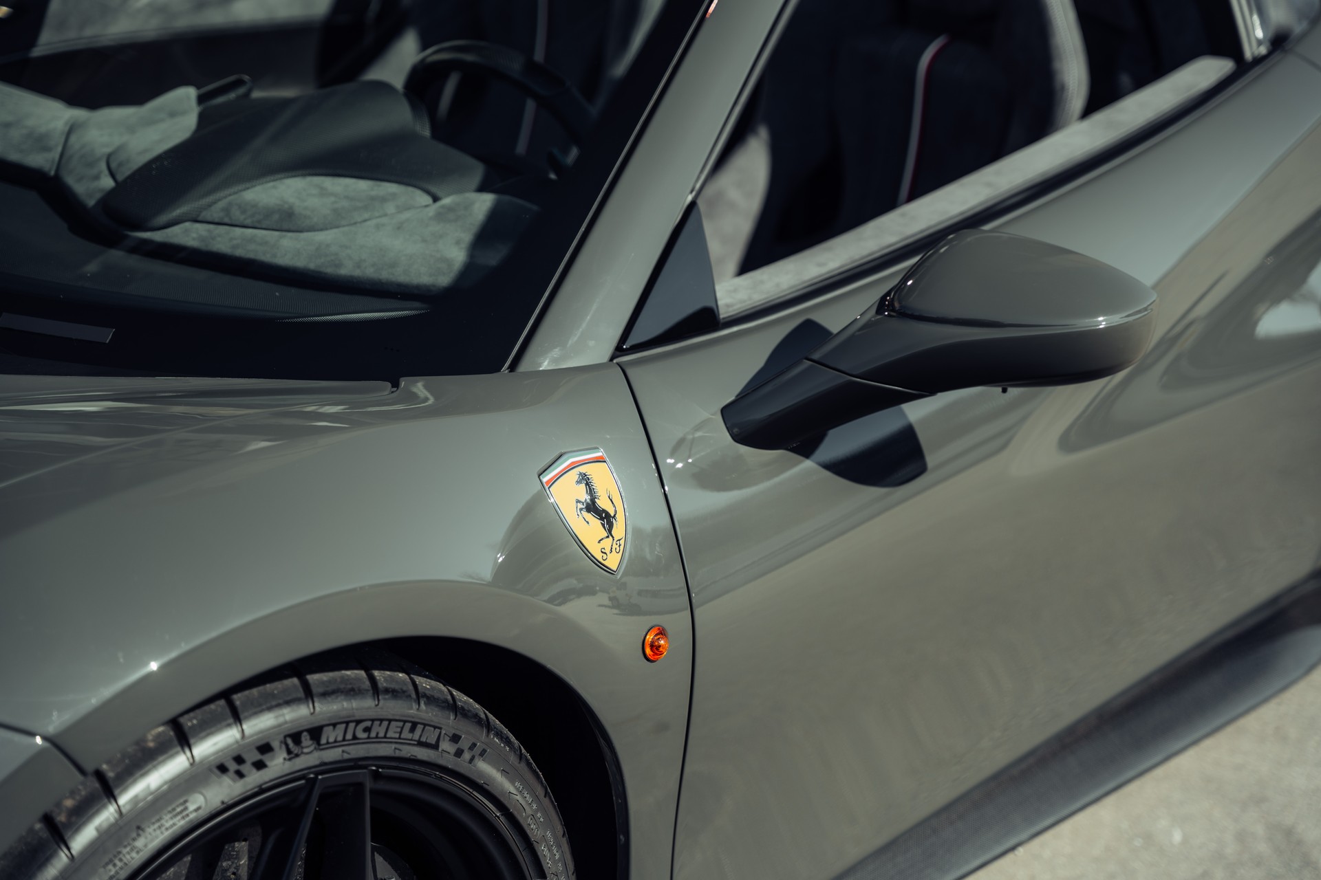 FERRARI 488 Pista Spider 3.9 V8-image-7