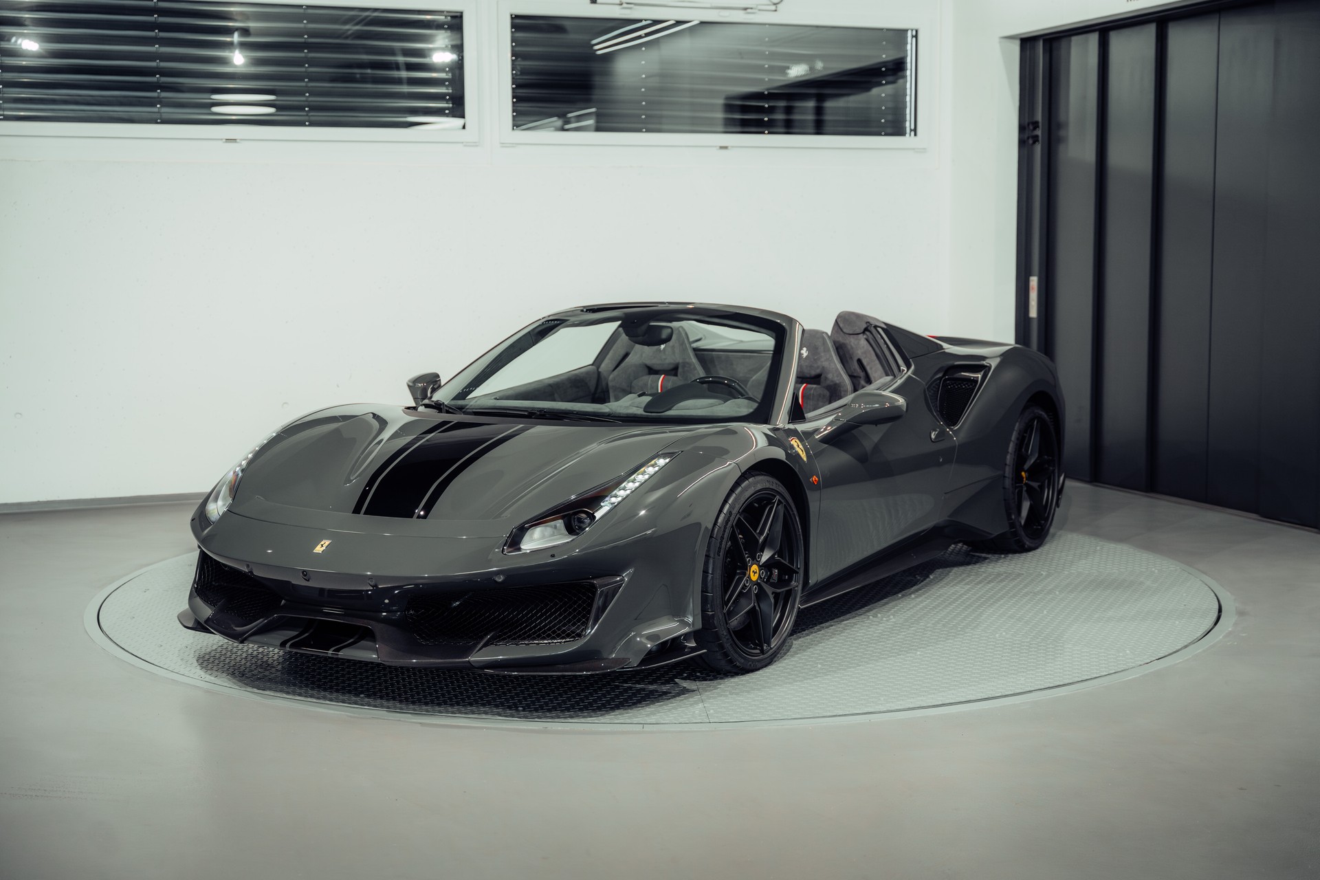 FERRARI 488 Pista Spider 3.9 V8-image-22