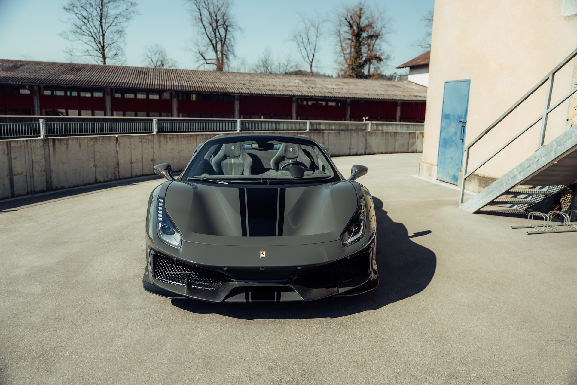 FERRARI 488 Pista Spider 3.9 V8-showroom-element-2