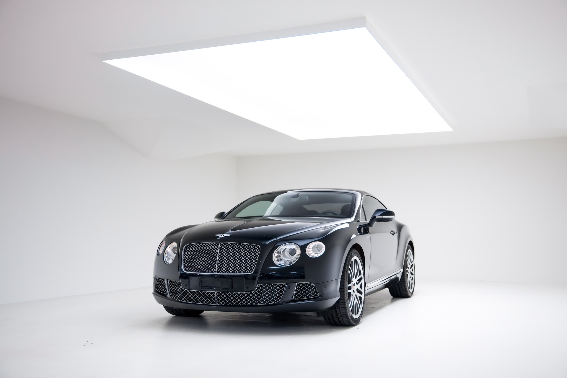 BENTLEY Continental GT 6.0 W12-image-4