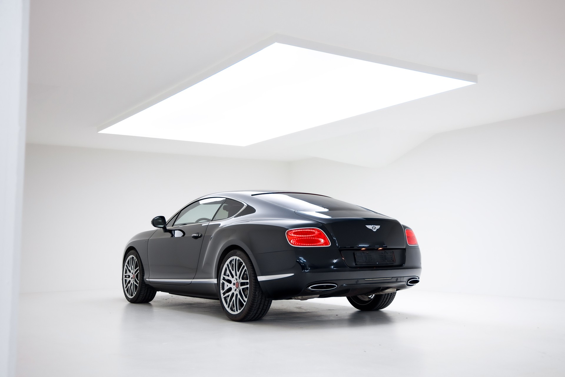 BENTLEY Continental GT 6.0 W12-image-7