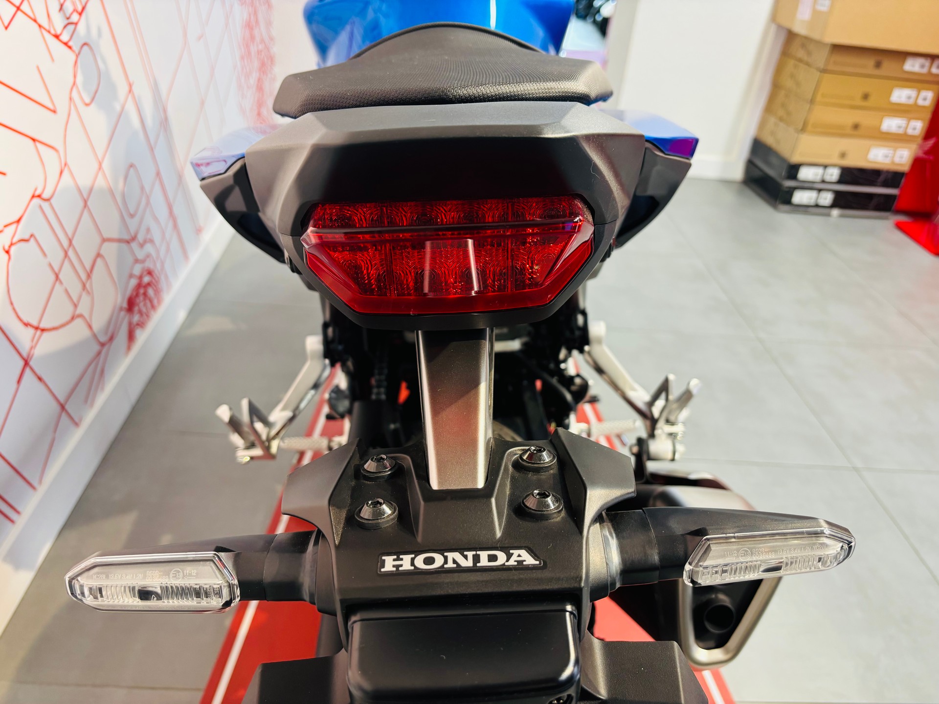 HONDA Hornet-image-9