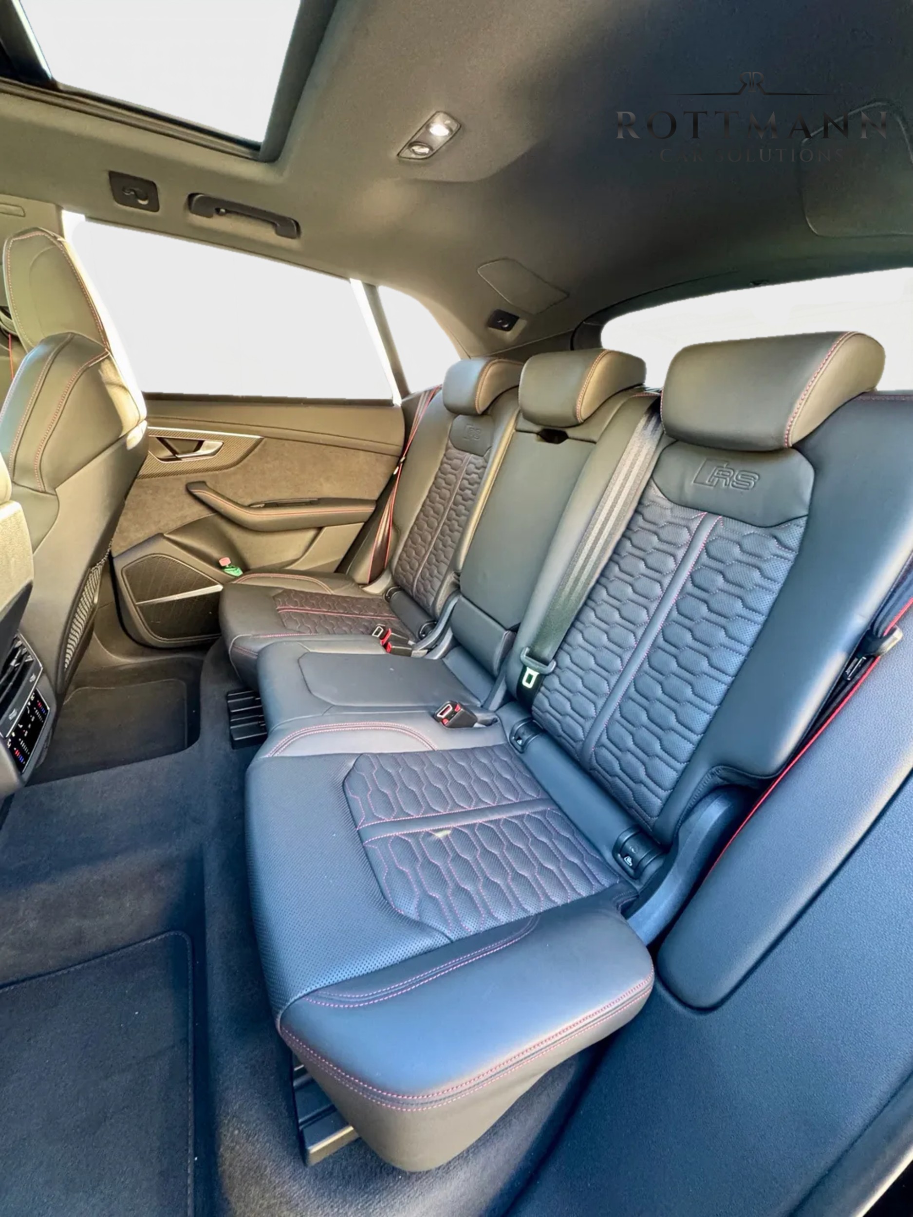 AUDI RSQ8 quattro tiptronic-image-11