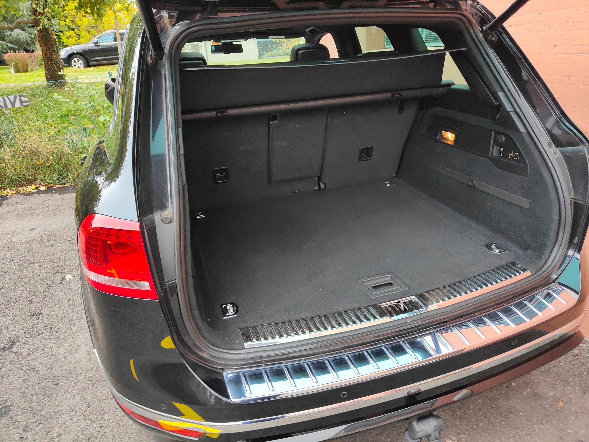VW R-Line 3.0 V6TDI-image-15