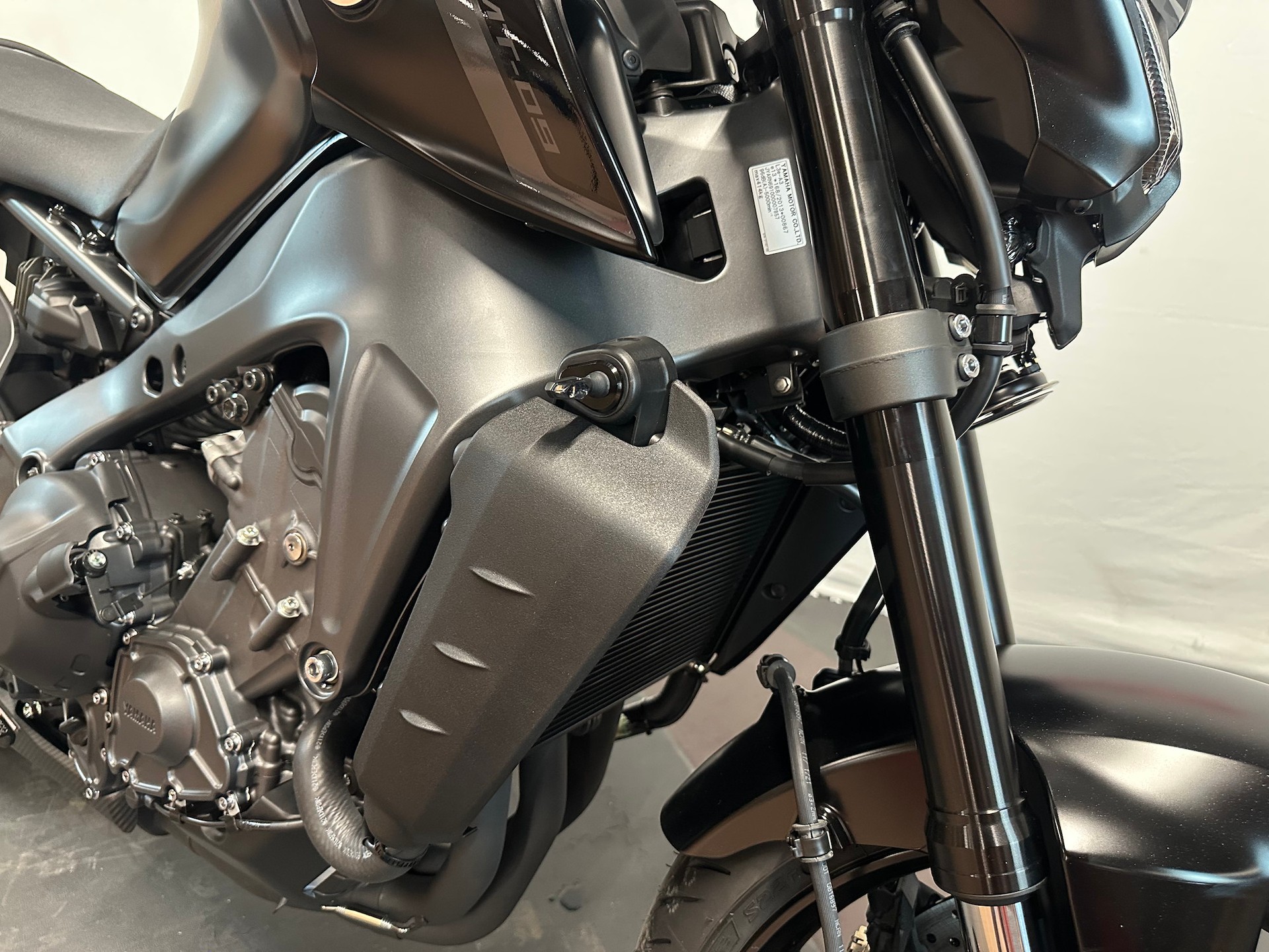 YAMAHA MT-09-image-8