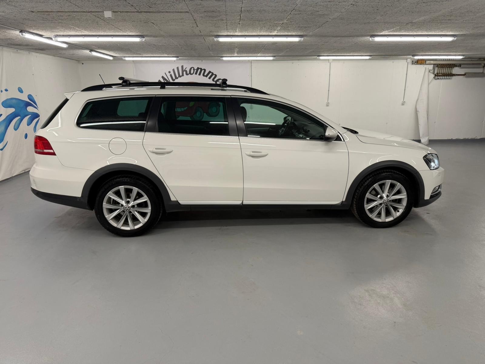 VW Passat Alltrack 2.0 TDI BMT 4Motion DSG-showroom-element-3
