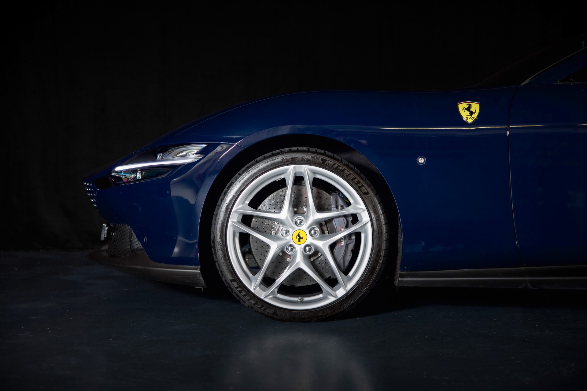 FERRARI Roma 3.9 V8 T Blu Pozzi /Cuoio-image-4