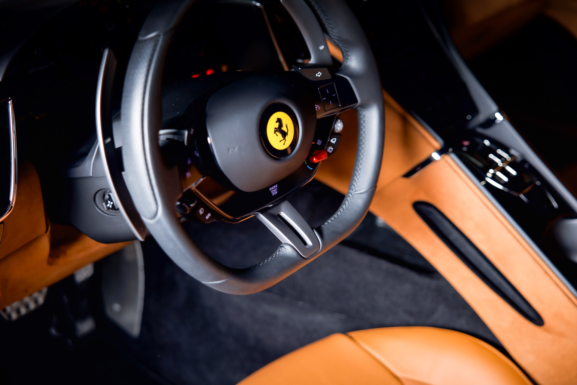 FERRARI Roma 3.9 V8 T Blu Pozzi /Cuoio-image-16