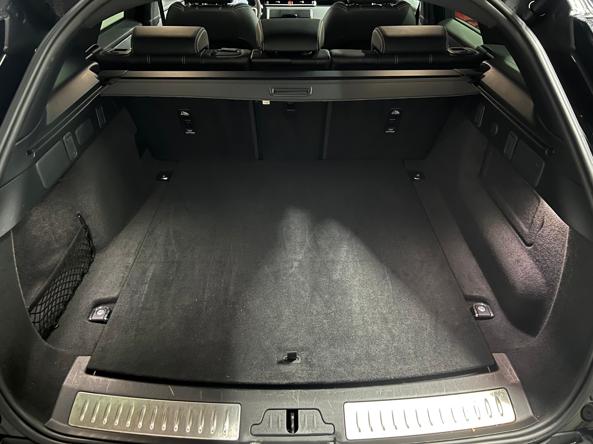 LAND ROVER Range Rover Velar R-Dynamic D 200 SE Automatic-image-11