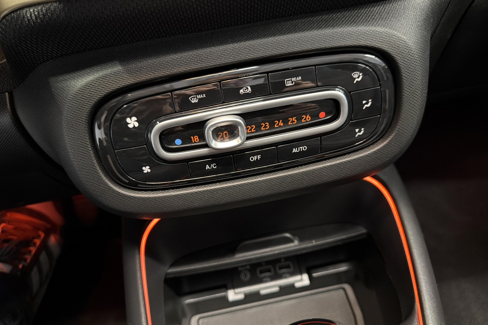 SMART fortwo EQ prime (incl. battery)-image-13