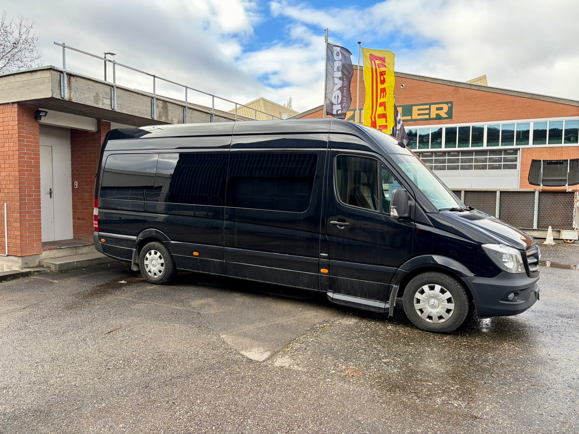 MERCEDES-BENZ Sprinter 316 BT 7G-Tronic ***VIP BUS***-image-11