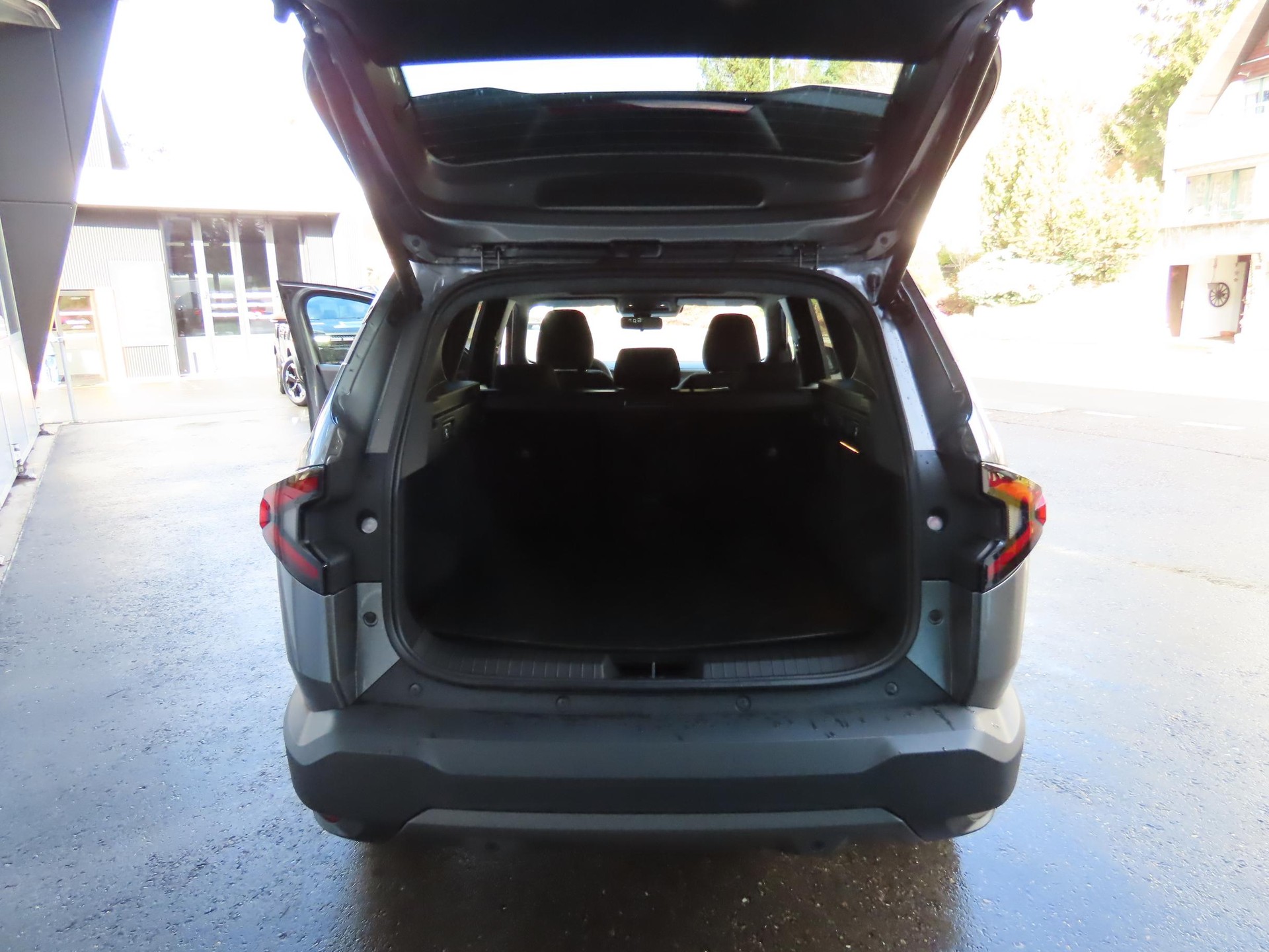 DACIA Bigster 1.2 TCe Extreme 4WD-image-8