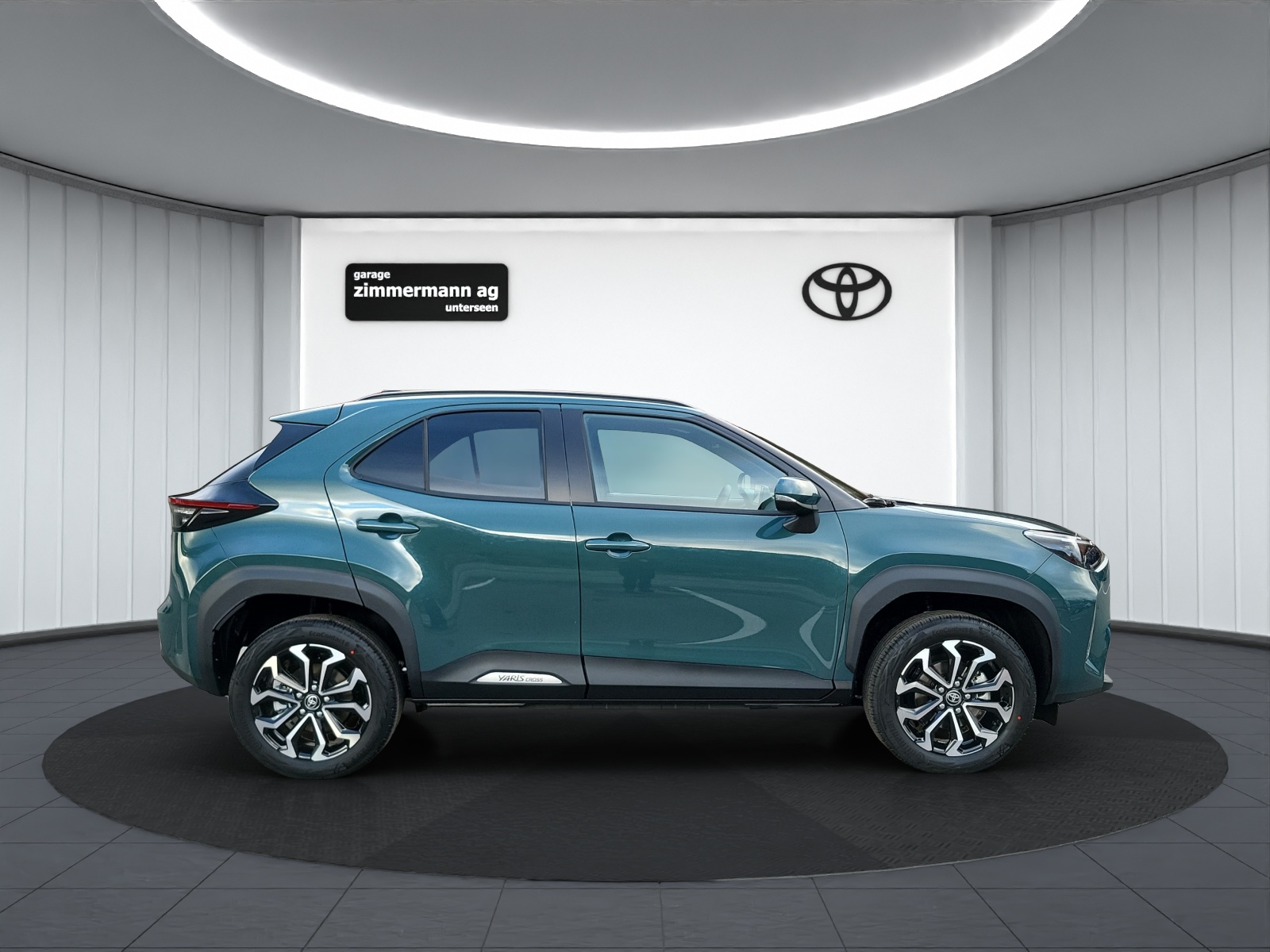 TOYOTA Yaris Cross 1.5 VVT-i HSD Trend AWD-image-4